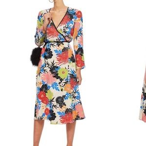 Topshop Frey’s Floral wrap dress